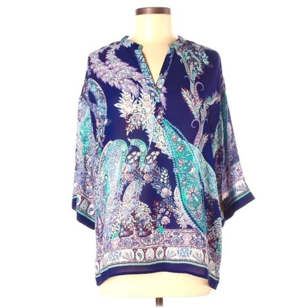 Violet & Claire M blue BOHO vneck flare sleeve top